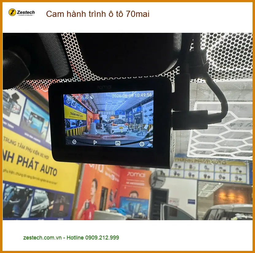 Anh Quang lắp Cam hành trình 70mai cho Mazda CX-5 tại Quận Bình Tân
