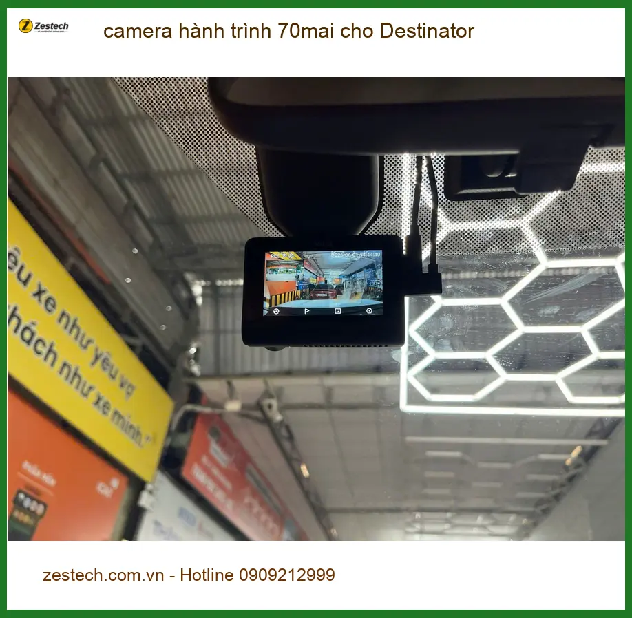 Anh Bách lắp camera hành trình 70mai cho Honda CRV tại Củ Chi để an tâm lái xe