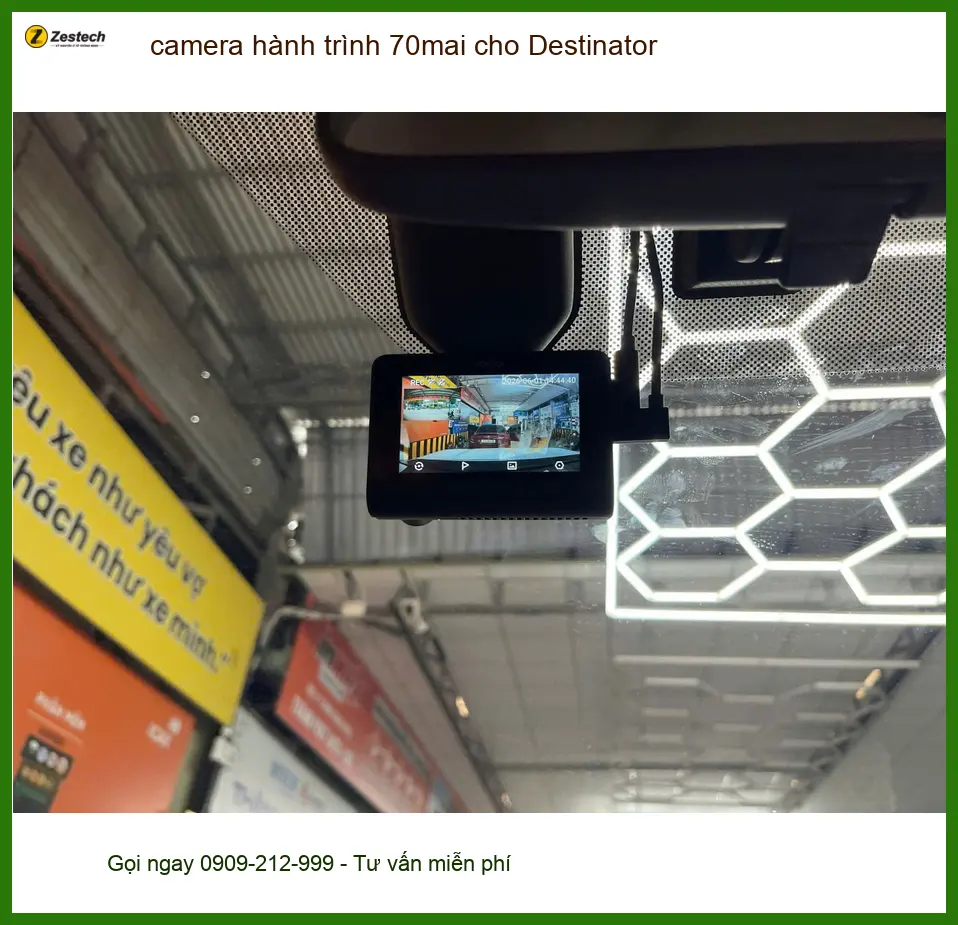 Anh Đăng Khoa lắp camera hành trình 70mai cho Honda City tại Quận 2