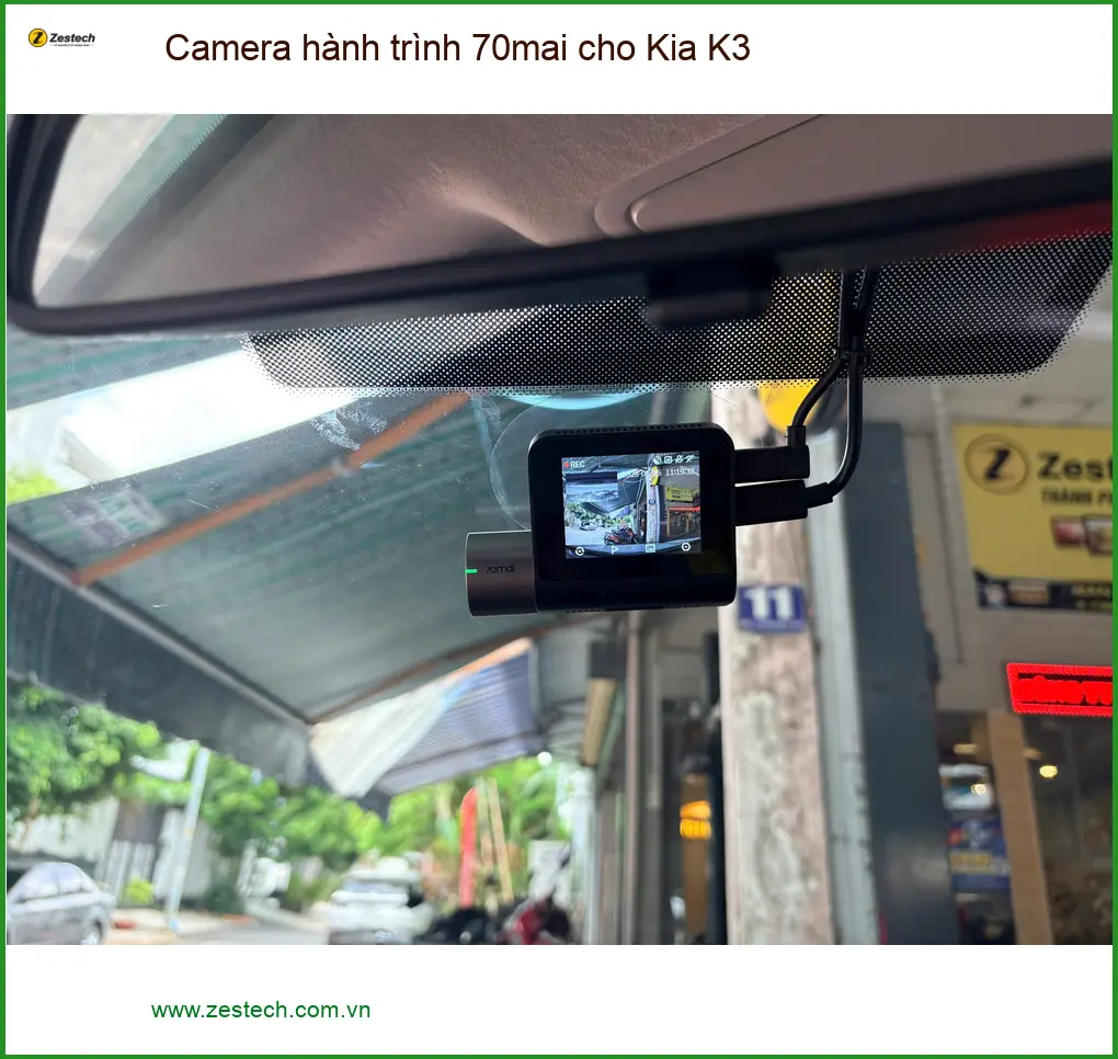 Anh Khải lắp camera hành trình 70mai cho Kia K3 ở Bình Thạnh chính hãng