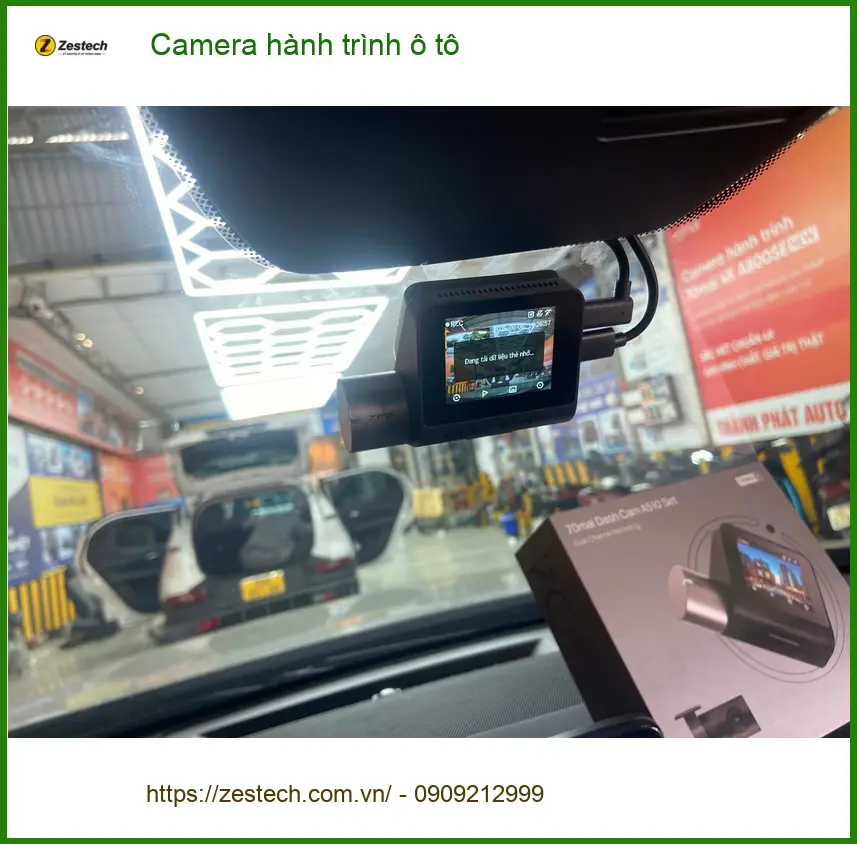 Chú Vỹ lắp camera hành trình ô tô cho Hyundai Elantra tại Quận 7 để bảo vệ xe ảnh thực tế 3