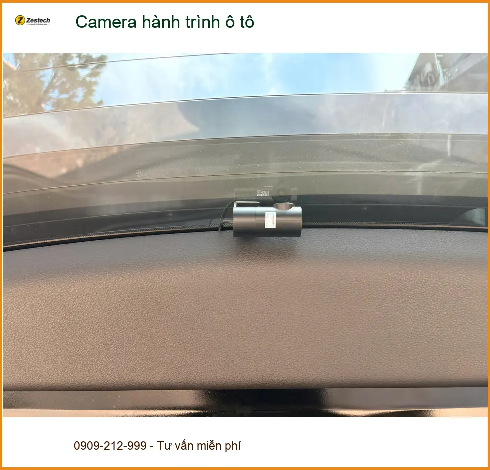Anh Long lắp camera hành trình ô tô cho Toyota Raize tại Bình Chánh để yên tâm đi lại