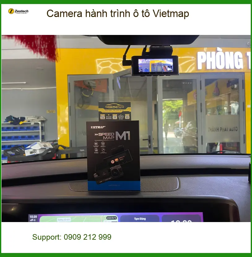 Anh Khải lắp Camera hành trình ô tô Vietmap cho Toyota Camry tại Quận 7 để an tâm lái xe ảnh thực tế 3