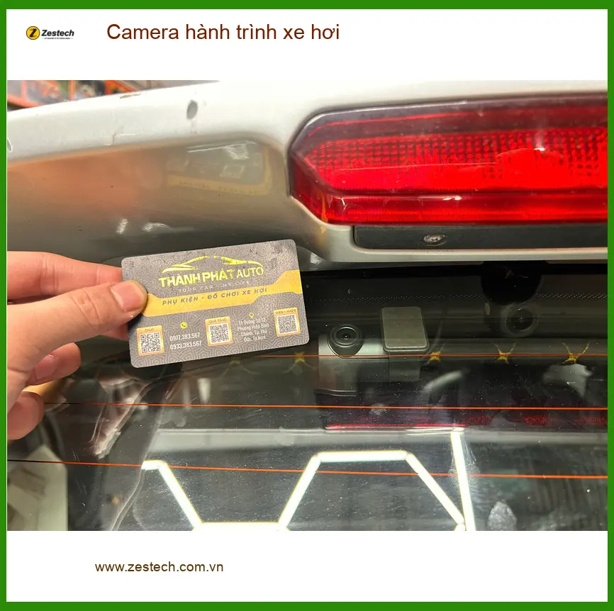 Anh Duy lắp Camera hành trình xe hơi cho Hyundai Accent tại Quận 3