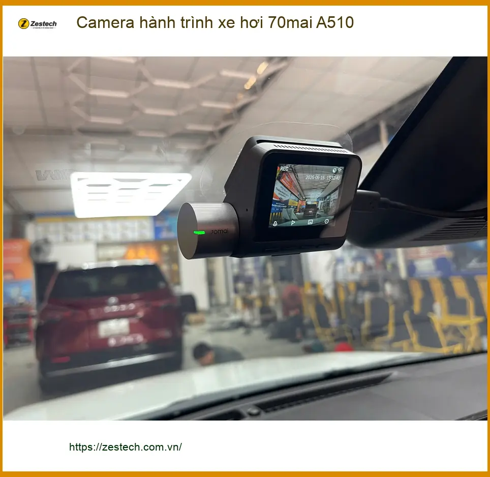 Anh Dũng lắp Camera hành trình 70mai A510 cho Kia Carnival tại Quận 9