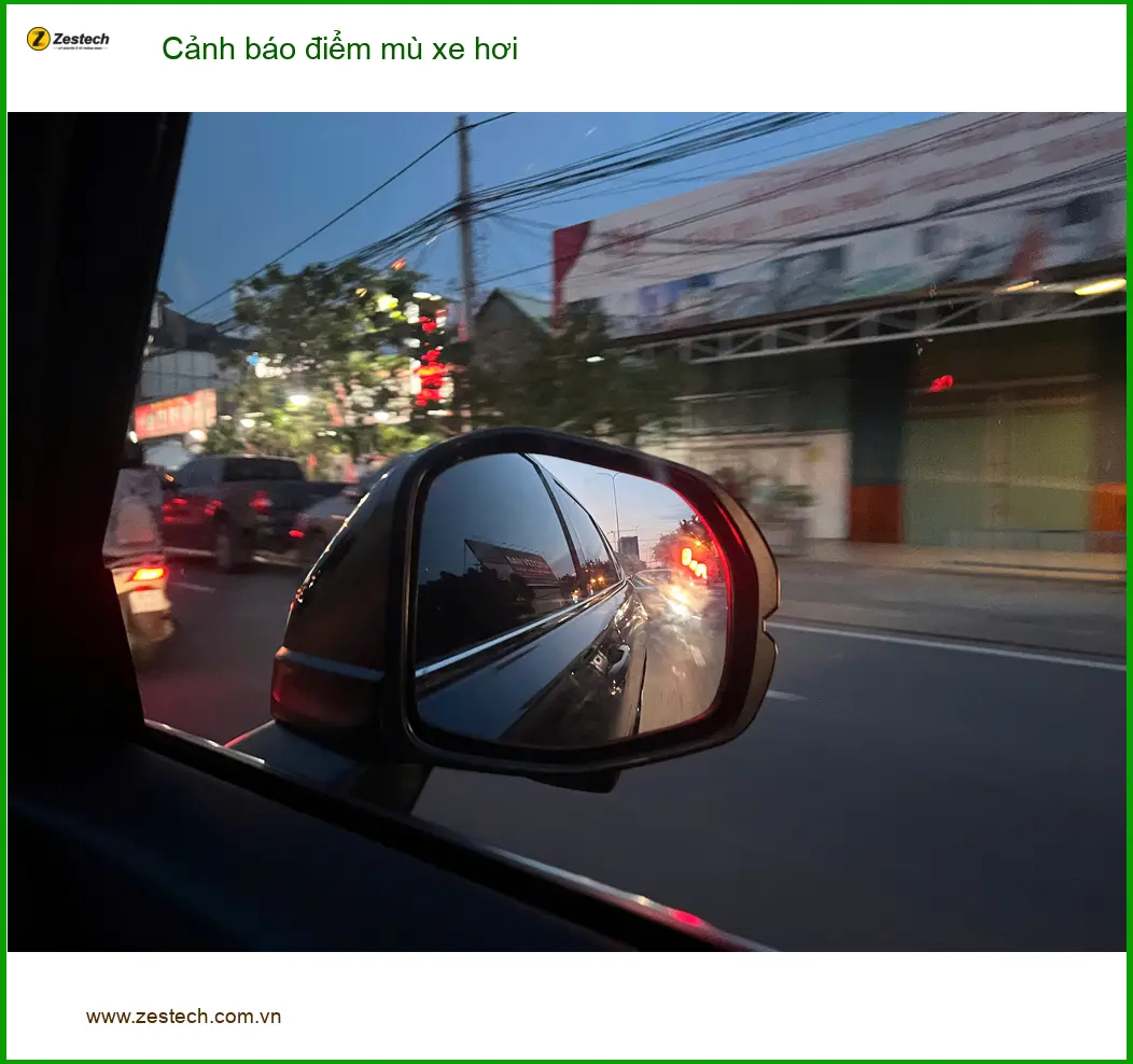 Chú Tấn lắp cảnh báo điểm mù cho Hyundai Accent Quận 12 đi đường an toàn ảnh thực tế 4