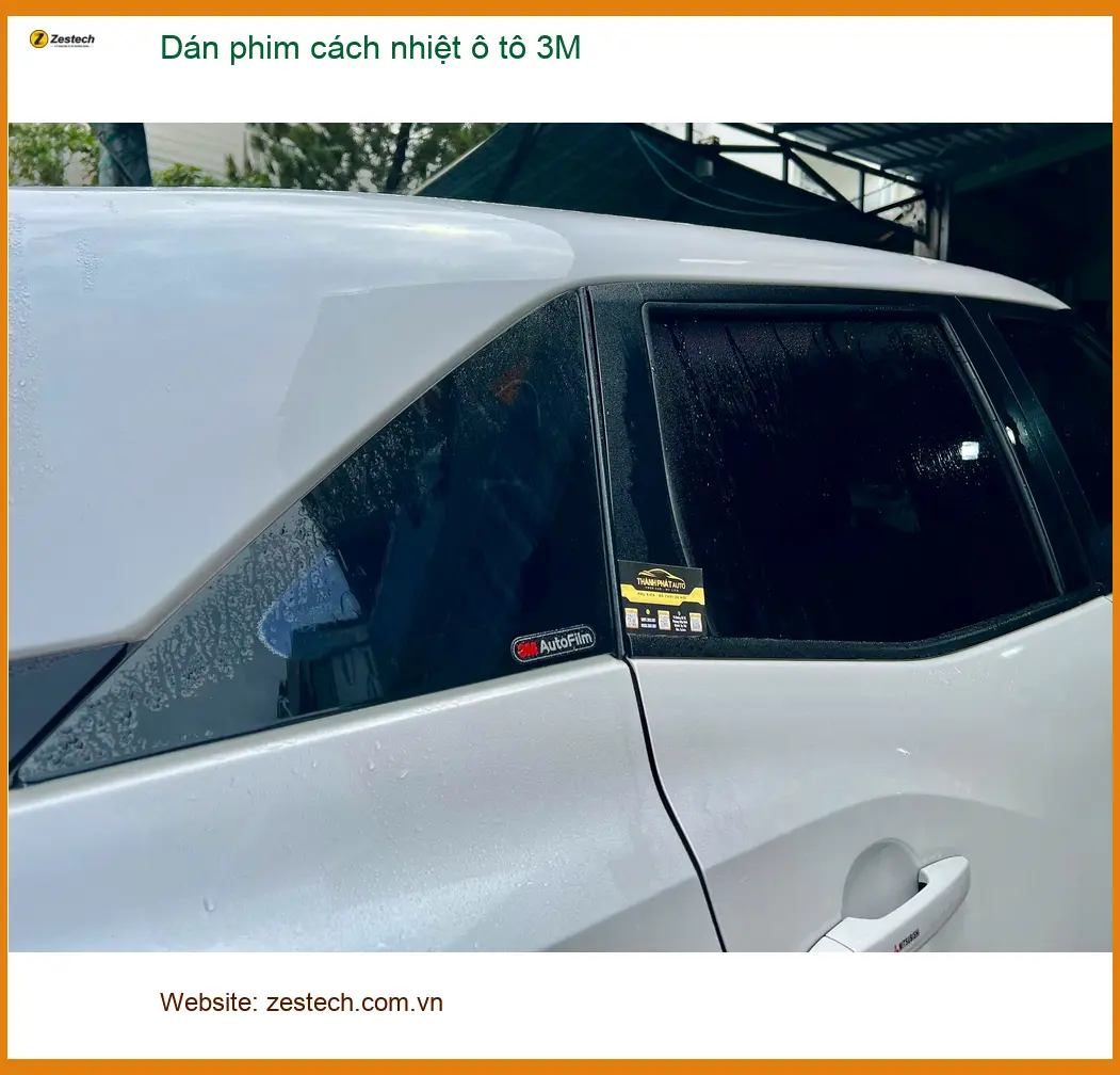 Chú Minh dán phim cách nhiệt 3M cho Hyundai Accent tại Quận 12 mùa nắng nóng ảnh thực tế 3