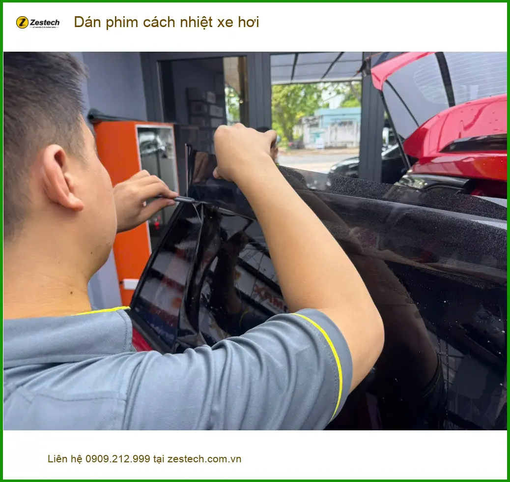 Chị Thảo dán phim cách nhiệt xe Hyundai Creta tại Quận 9 để chống nóng hiệu quả ảnh thực tế 3