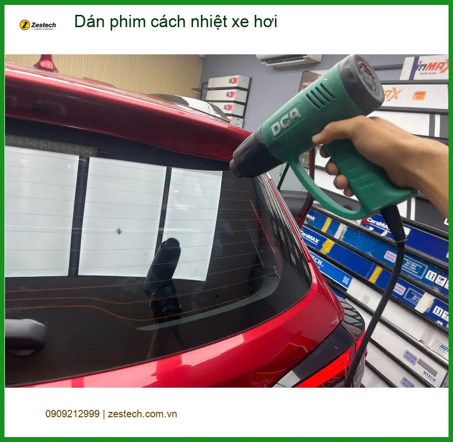 Chú Minh dán phim cách nhiệt Hyundai Santa Fe Quận Huyện Nhà Bè để bảo vệ nội thất ảnh thực tế 4