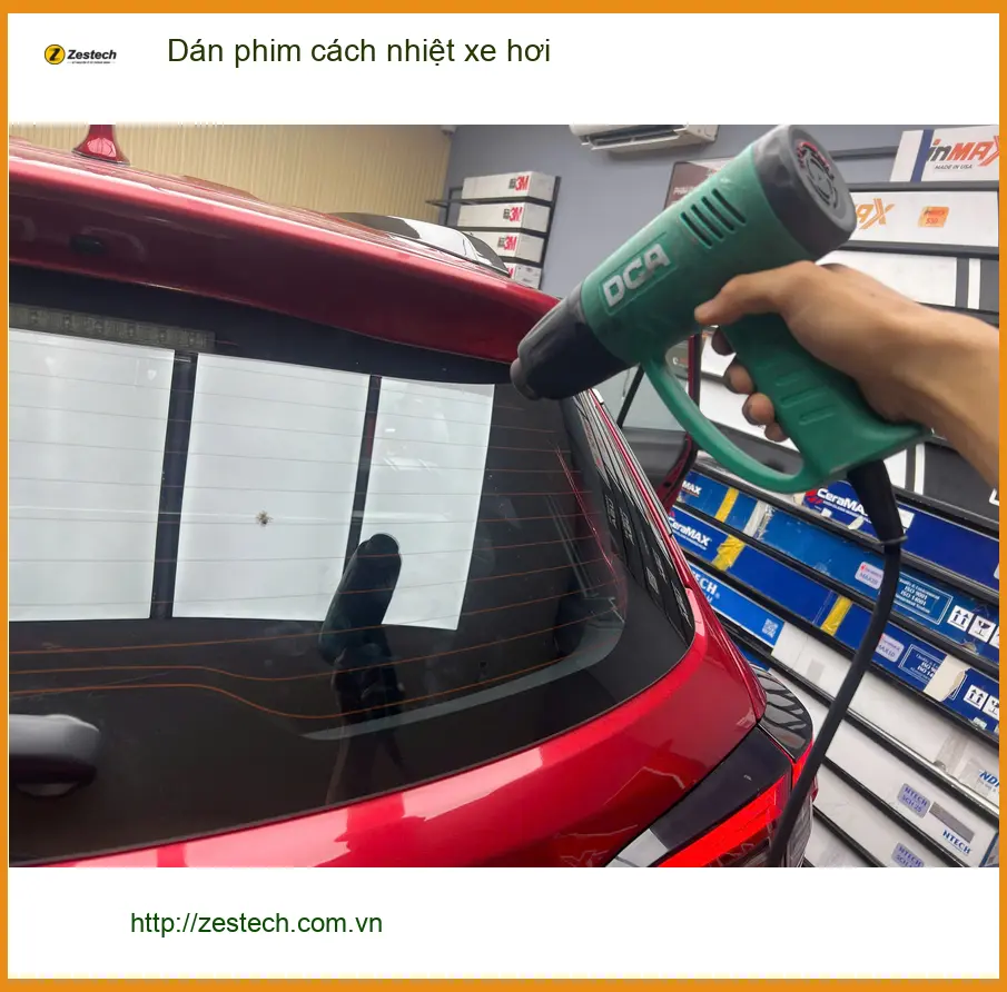 Anh Bảo dán phim cách nhiệt xe Hyundai Accent tại Quận Tân Phú chuẩn bị nắng nóng gay gắt ảnh thực tế 2