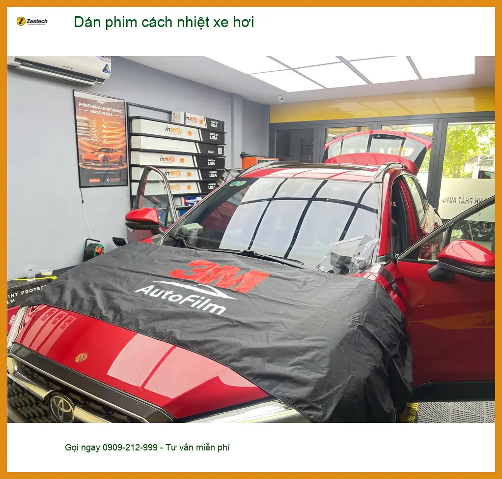 Anh Đạt dán phim cách nhiệt xe hơi Hyundai Accent tại Quận 5 để chống nóng mùa hè ảnh thực tế 4