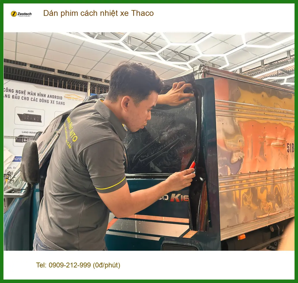 Chị Thùy dán phim cách nhiệt xe Thaco Frontier tại Quận Thủ Đức. ảnh thực tế 2