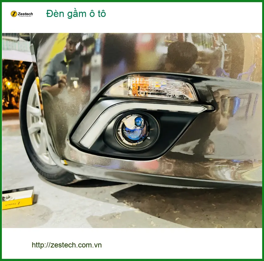 Anh Quang độ đèn gầm ô tô Hyundai Accent tại Hóc Môn vì đèn zin yếu ảnh thực tế 3