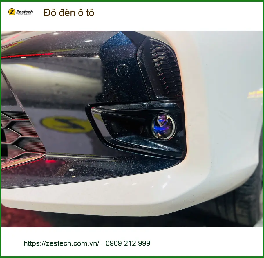 Anh Quang độ đèn ô tô cho Ford Everest tại Quận 2 vì đèn zin quá yếu khi đi đường trường ảnh thực tế 2
