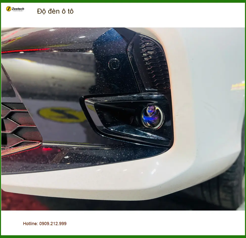 Anh Khải độ đèn ô tô Hyundai Accent tại Quận 4 vì đèn zin không đủ sáng khi trời tối