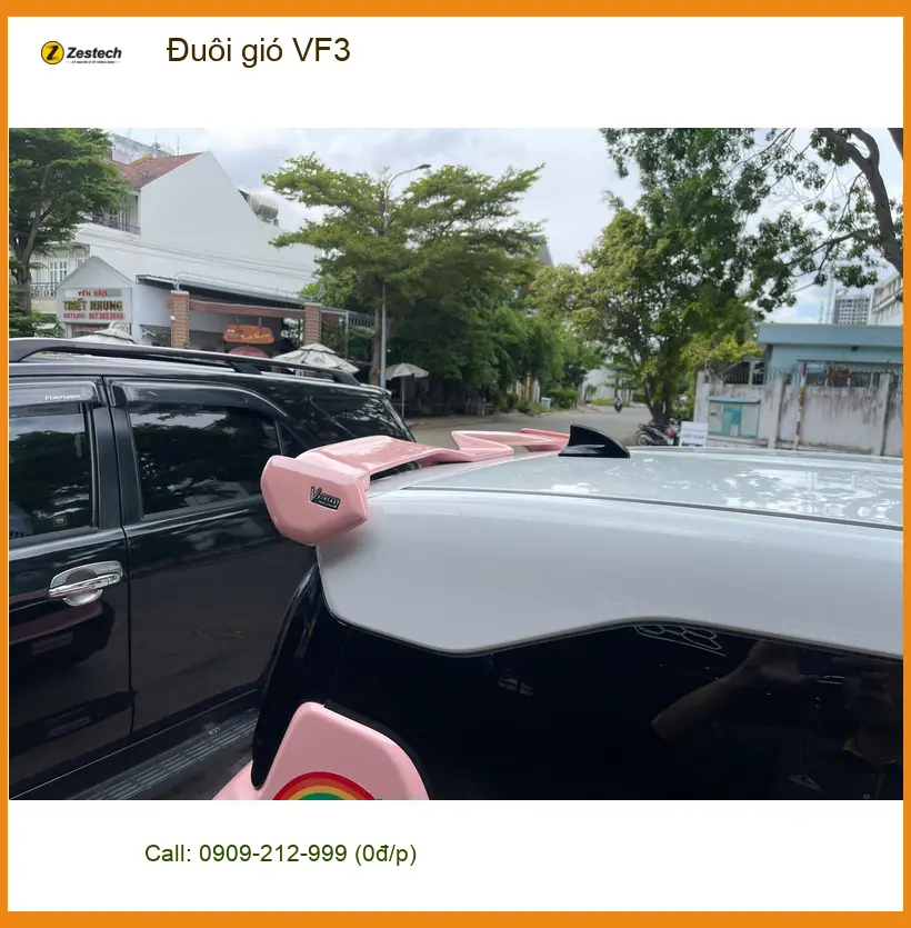 Chị Thảo lắp đuôi gió VinFast VF3 tại Quận 2 để xe trông thể thao hơn ảnh thực tế 3