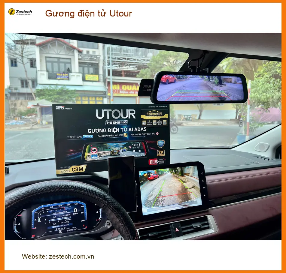 Anh Tùng gắn Gương điện tử Utour cho Honda CRV tại Quận 2, lùi xe an toàn. ảnh thực tế 2
