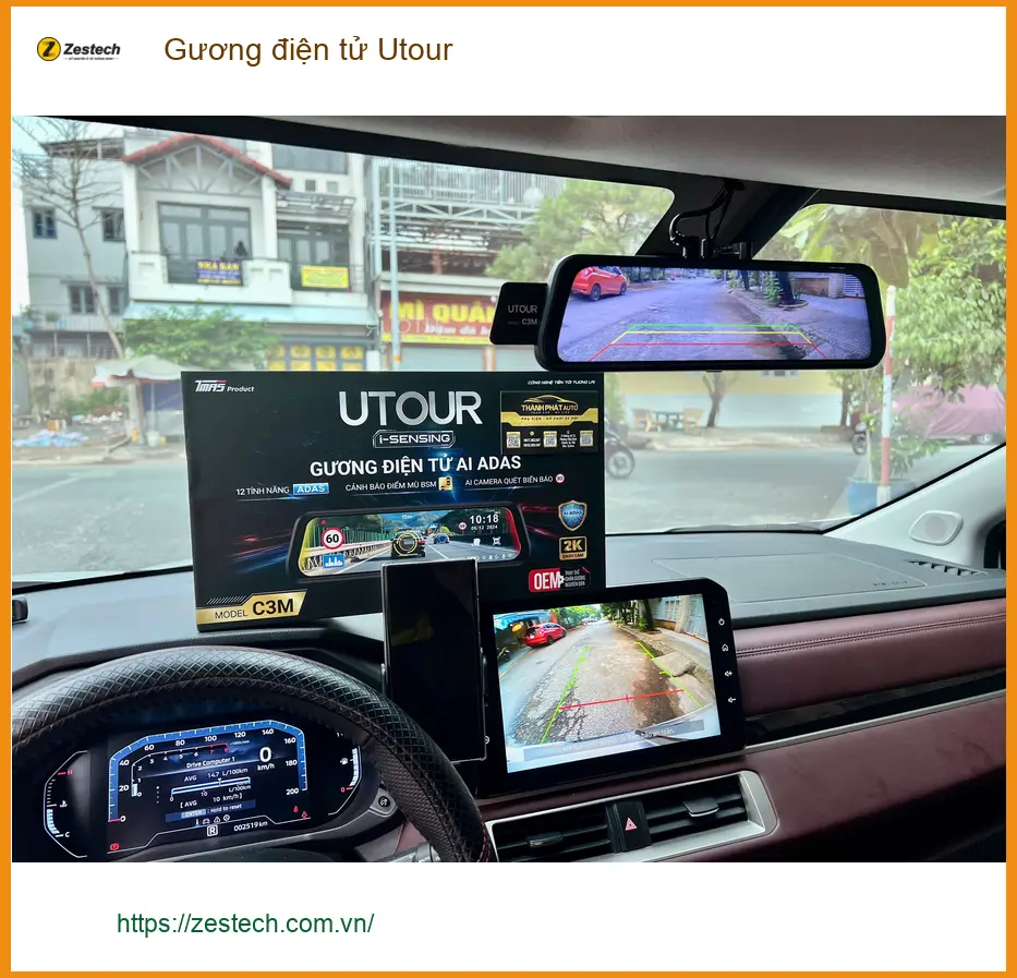 Anh Lâm lắp Gương điện tử Utour cho Honda CRV tại Quận Bình Thạnh để quan sát tốt hơn ảnh thực tế 2