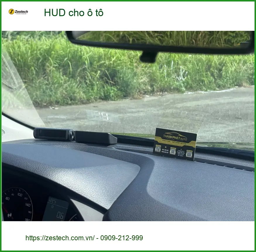Anh Việt lắp HUD cho ô tô Mazda CX-5 tại Quận Tân Bình theo dõi tốc độ ảnh thực tế 3