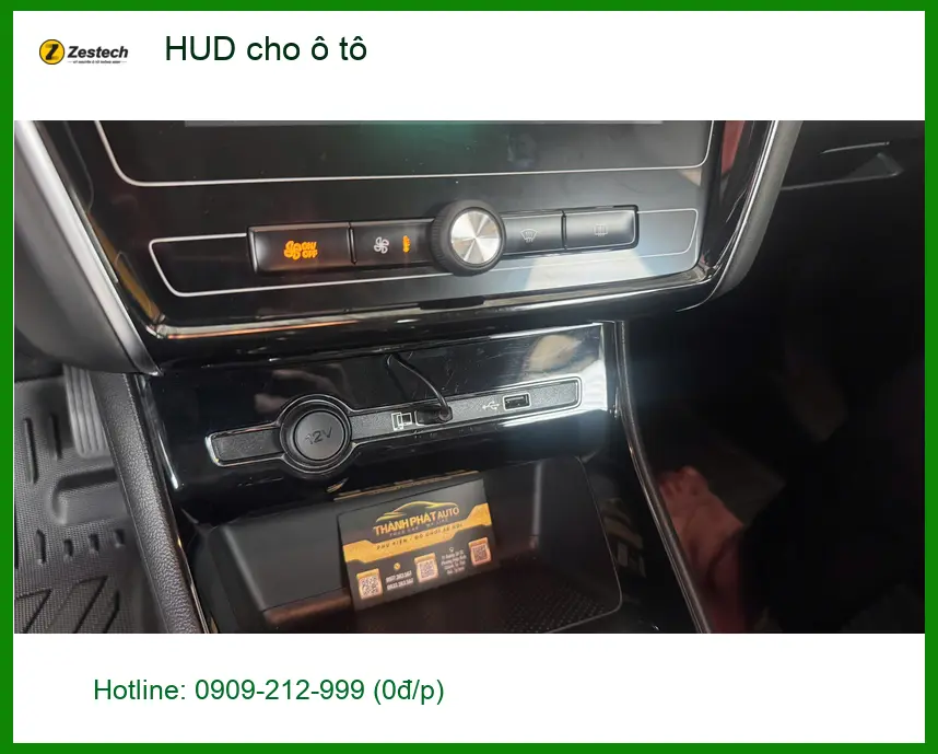 Chị Bích lắp HUD cho Mazda CX-5 tại Quận 1 để quan sát tốc độ an toàn hơn ảnh thực tế 2