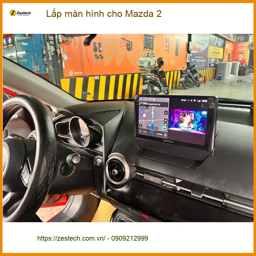 Anh Minh lắp màn hình cho Mazda 2 tại Bình Chánh để tiện xem bản đồ và giải trí trên đường ảnh thực tế 3