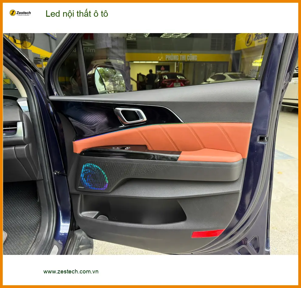 Anh Minh lắp Led nội thất ô tô cho Mitsubishi Attrage tại Quận 5 để cabin thêm sang