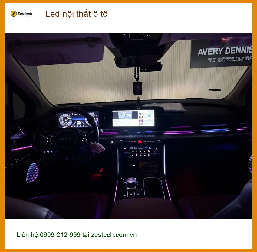 Chị Thúy lắp Led nội thất ô tô Mitsubishi Outlander ở Hóc Môn cho xe sang hơn