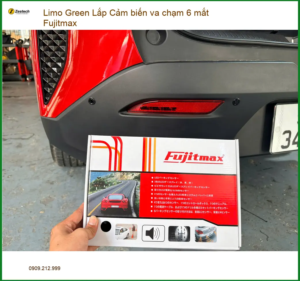 Anh Khang lắp cảm biến va chạm 6 mắt Fujitmax cho Limo Green tại Quận 5 vì hay đỗ xe chật ảnh thực tế 4