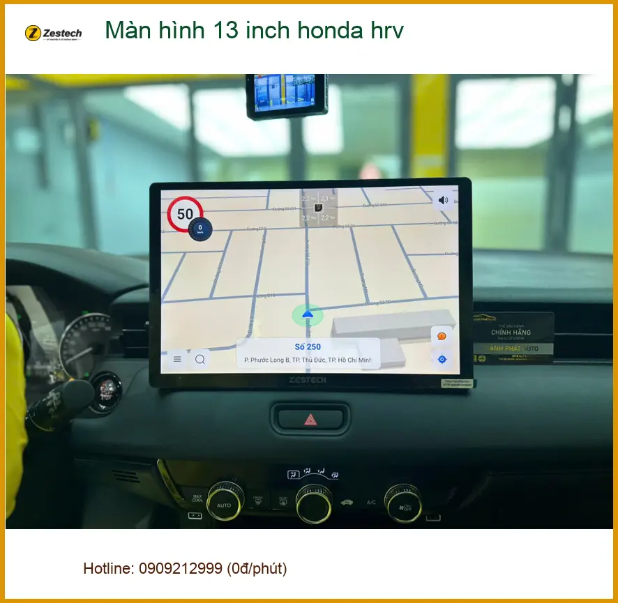 Chị Thảo lắp màn hình 13 inch Honda HR-V tại Quận 12 để tiện theo dõi bản đồ ảnh thực tế 3