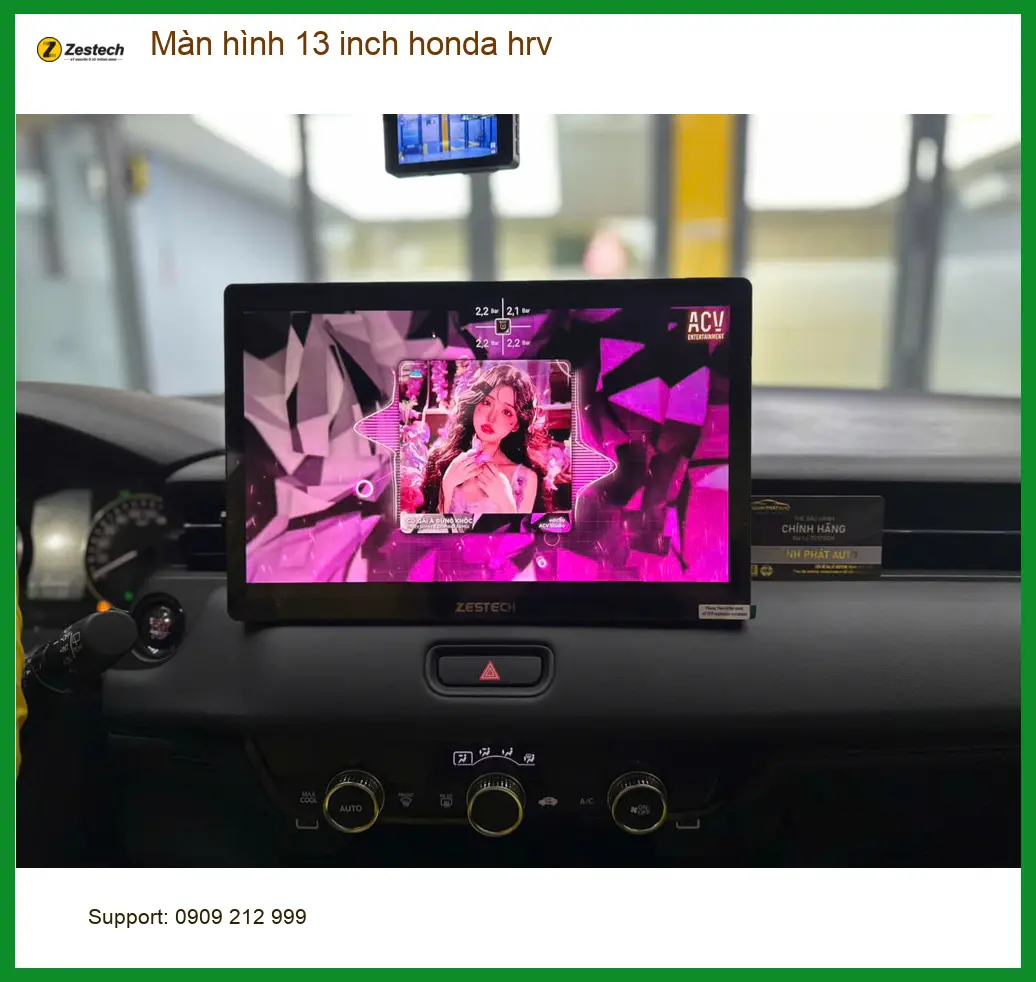Anh Tấn lắp màn hình 13 inch Honda HR-V tại Quận 9 để nâng cấp trải nghiệm lái