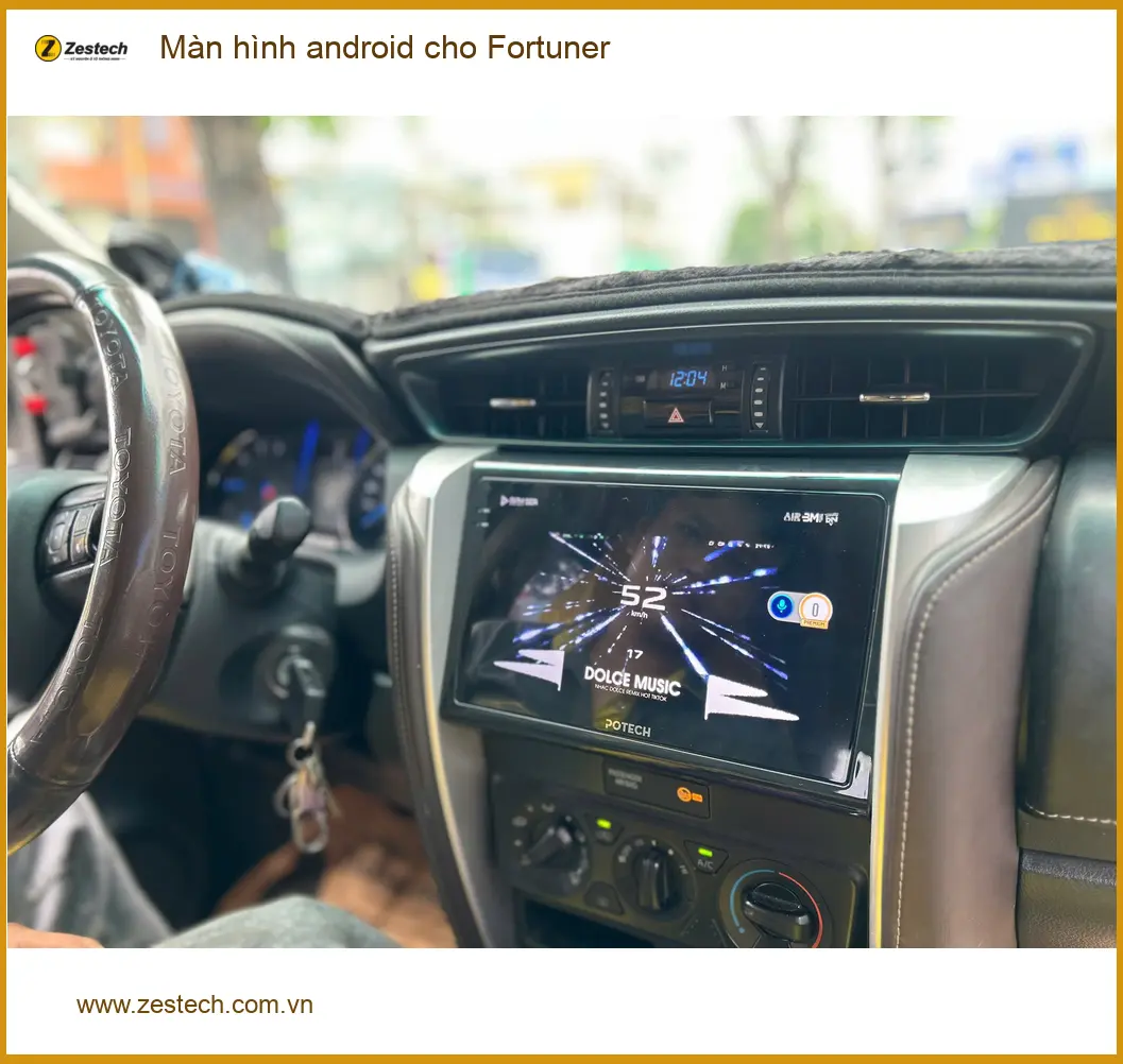 Anh Tùng lắp Màn hình Android cho Fortuner tại Quận 2 vì màn zin chậm chạp ảnh thực tế 3