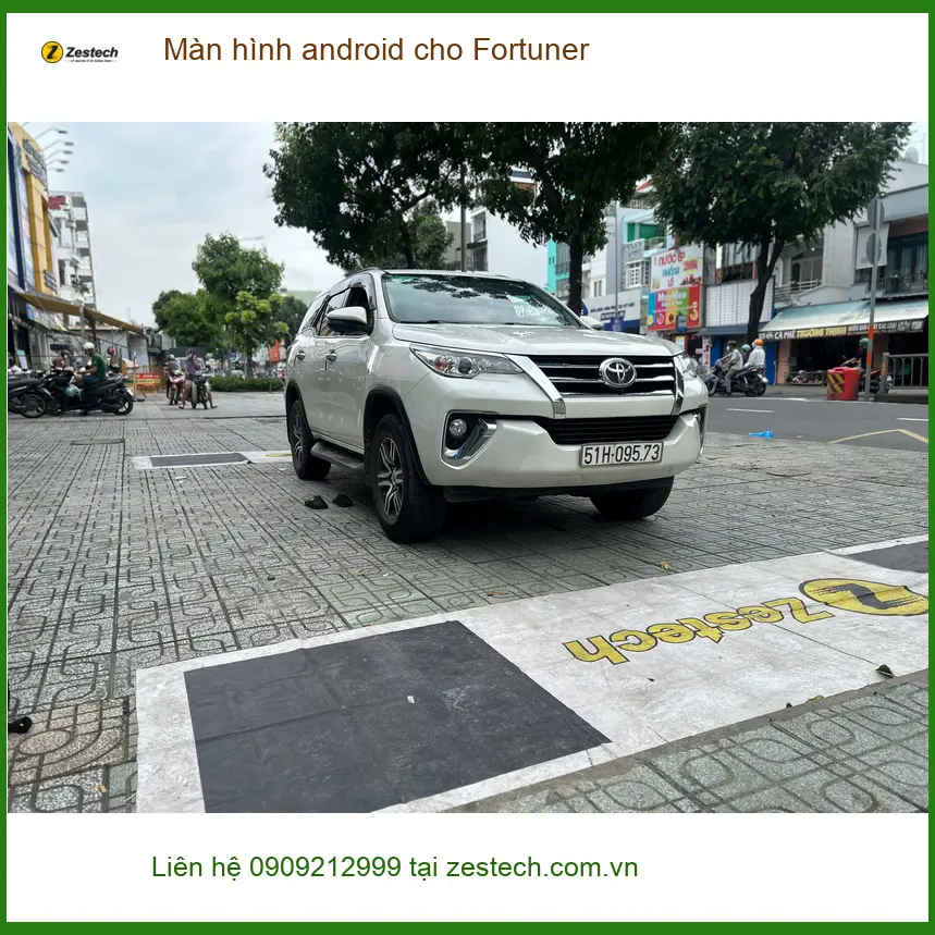 Anh Khải lắp màn hình android cho Fortuner tại Hóc Môn để nâng tầm trải nghiệm lái ảnh thực tế 3