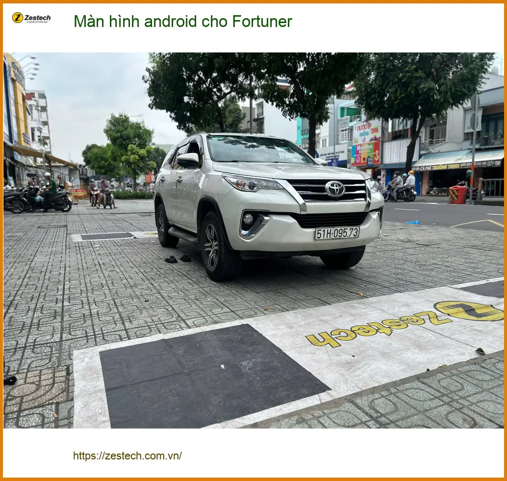 Anh Khang nâng cấp màn hình android cho Fortuner tại Quận 12 để hành trình thêm tiện nghi ảnh thực tế 2