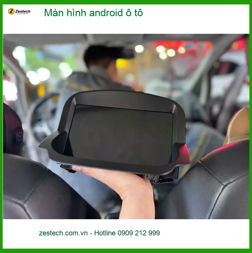Anh Tài lắp màn hình Android ô tô cho Mazda 3 tại Gò Vấp, cần dẫn đường. ảnh thực tế 2