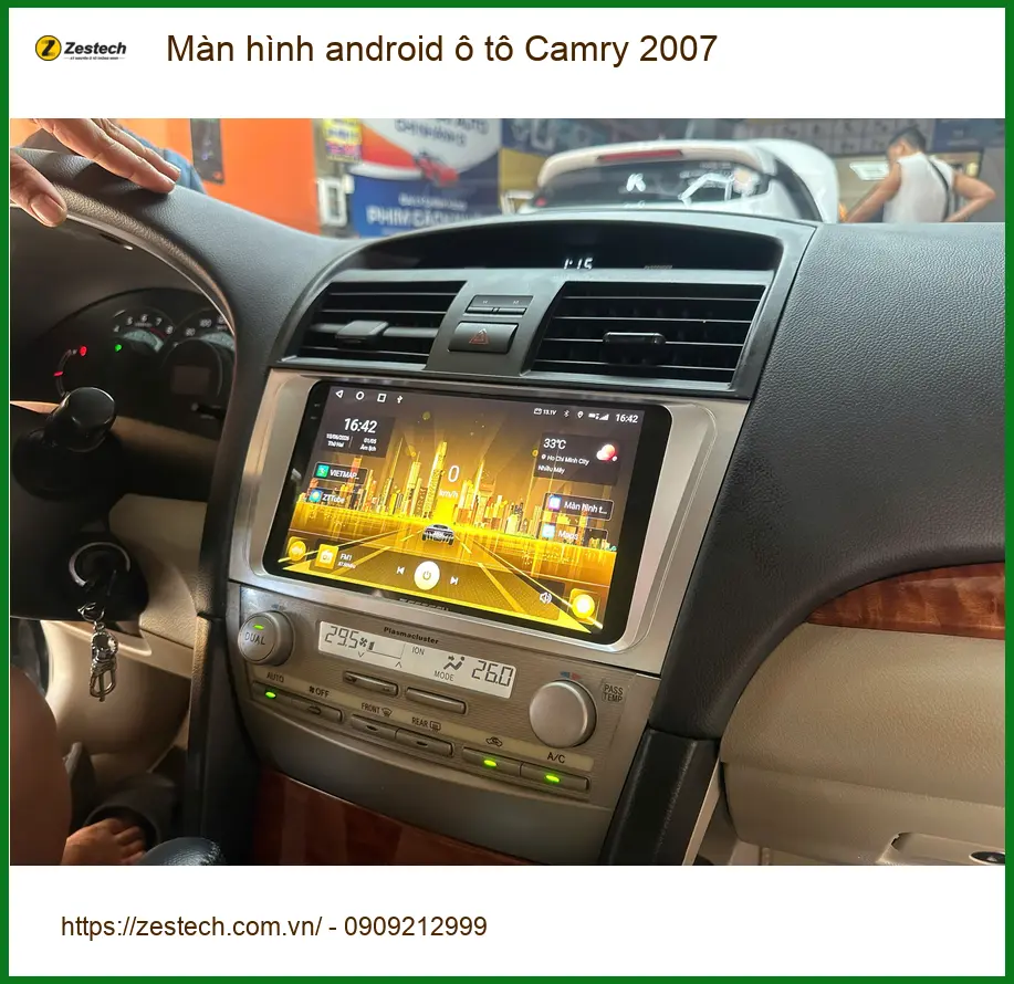 Anh Quang lắp màn hình Android ô tô Camry 2007 tại Quận Thủ Đức vì màn zin đã cũ