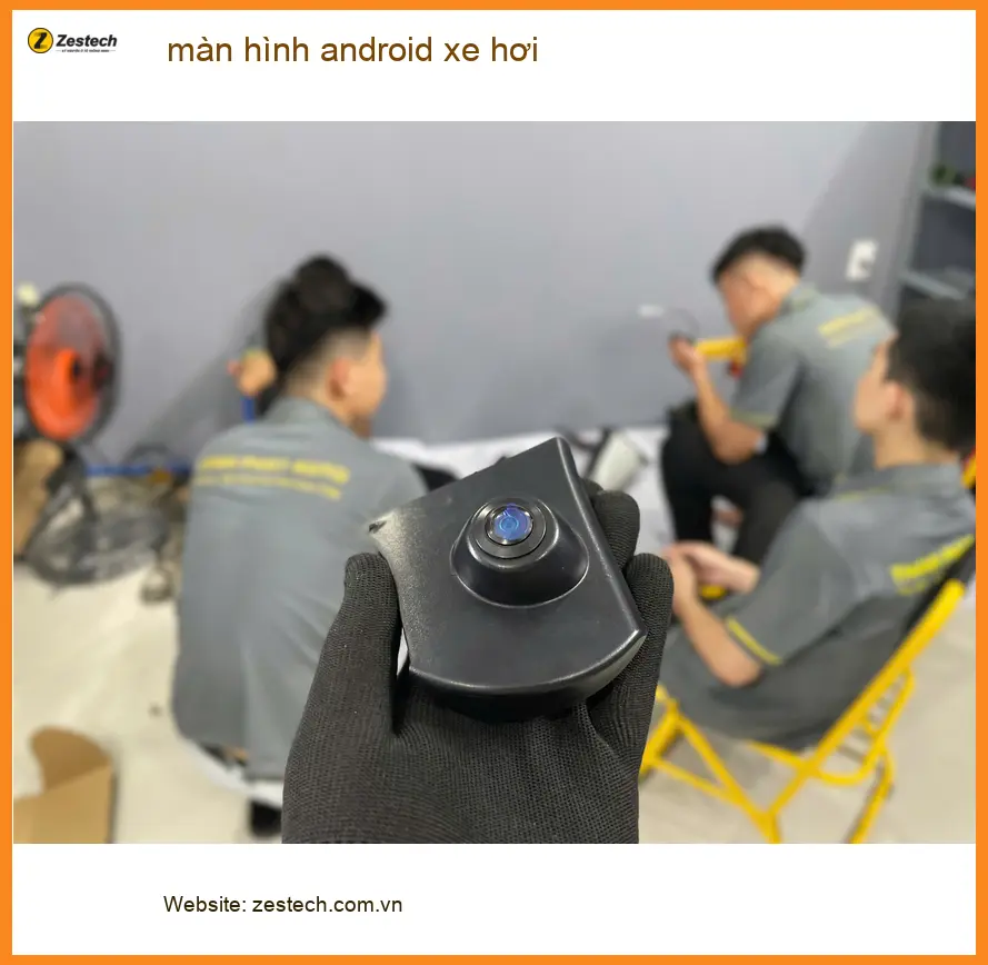 Anh Minh lắp màn hình Android xe Hyundai Accent tại Bình Chánh, màn zin quá lỗi thời ảnh thực tế 3