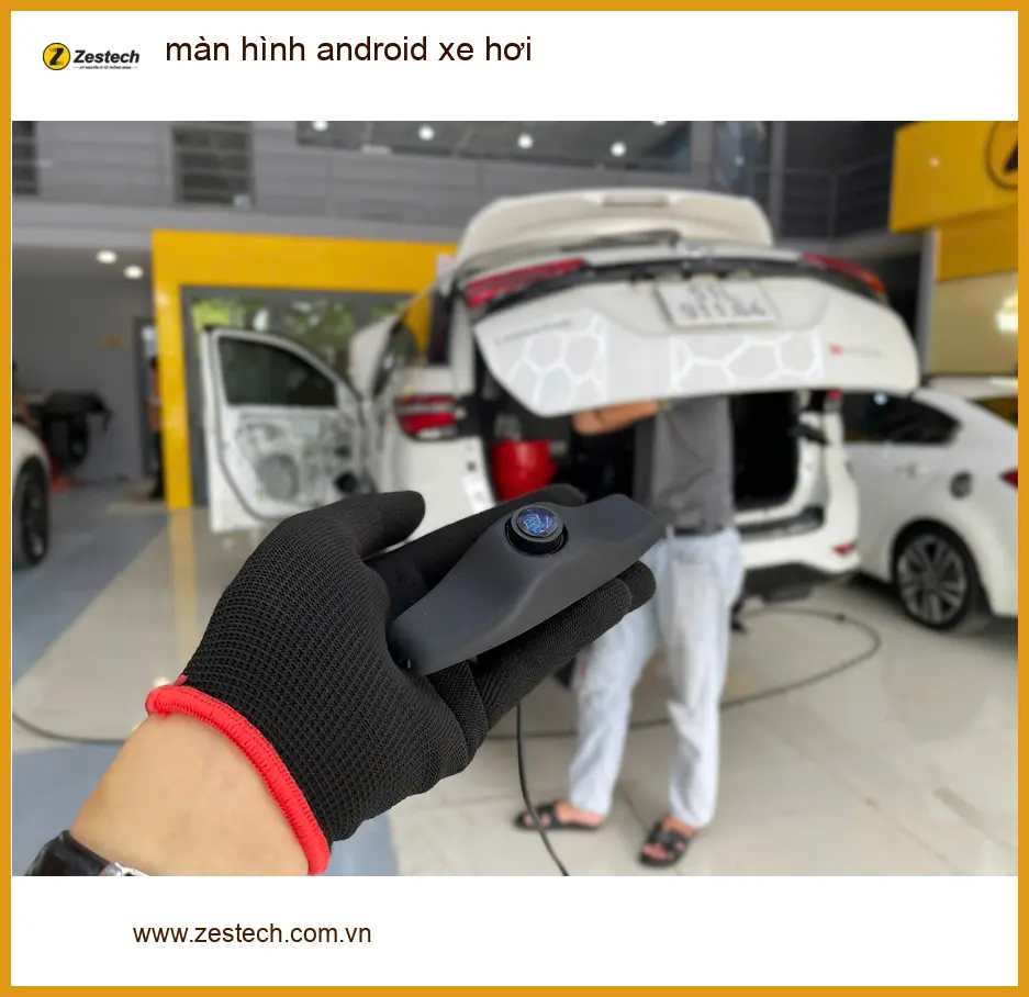 Chú Phước độ màn hình Android xe hơi Toyota Cross tại Quận 5 ảnh thực tế 4