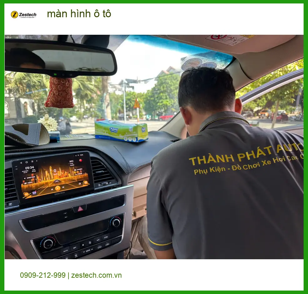 Anh Tùng lắp màn hình ô tô cho Hyundai SantaFe tại Cần Giờ để tiện theo dõi dẫn đường ảnh thực tế 2