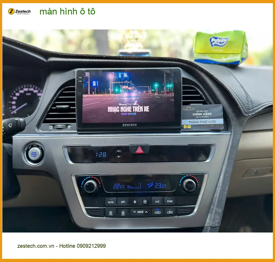 Chị Vân nâng cấp màn hình ô tô Android cho Toyota Corolla Cross Quận 3 ảnh thực tế 3