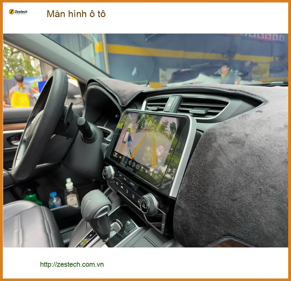 Chị Thanh lắp màn hình ô tô cho Hyundai Accent tại Quận 12 để tiện nâng cấp giải trí ảnh thực tế 2