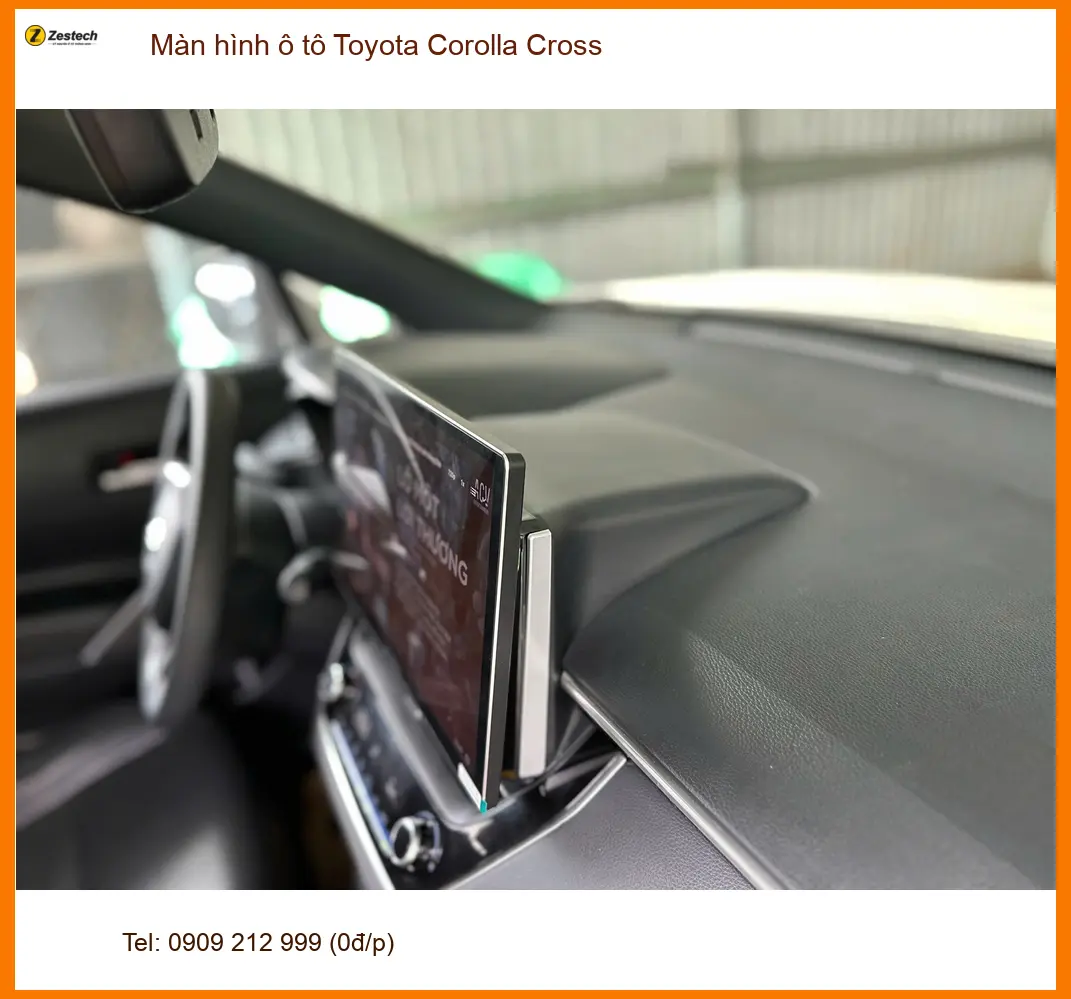 Chị Diệp nâng cấp màn hình ô tô Toyota Corolla Cross tại Quận Phú Nhuận để tiện đường đi làm
