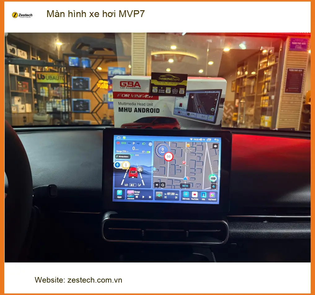 Anh Tùng lắp màn hình xe hơi MVP7 cho Toyota Camry tại Quận 9 để trải nghiệm giải trí tốt hơn