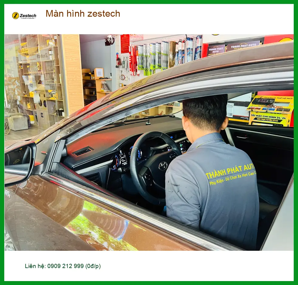 Anh Kiên lắp màn hình Zestech cho Honda CR-V tại Quận 1 để trải nghiệm công nghệ