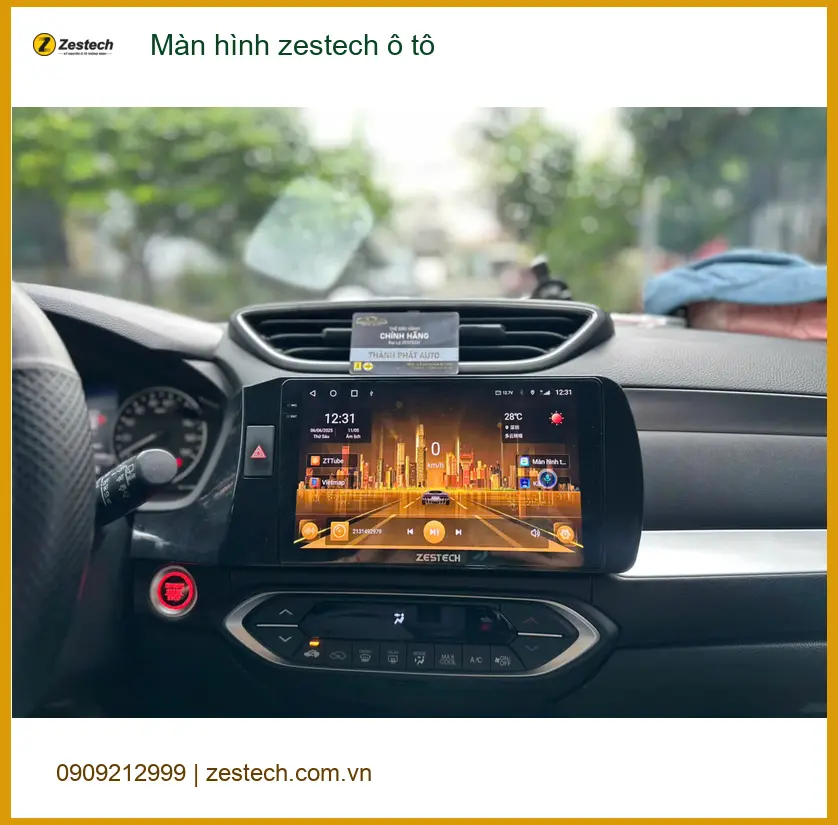 Anh Dũng lắp màn hình Zestech ô tô cho Honda Civic tại Quận 9 để tiện di chuyển ảnh thực tế 3