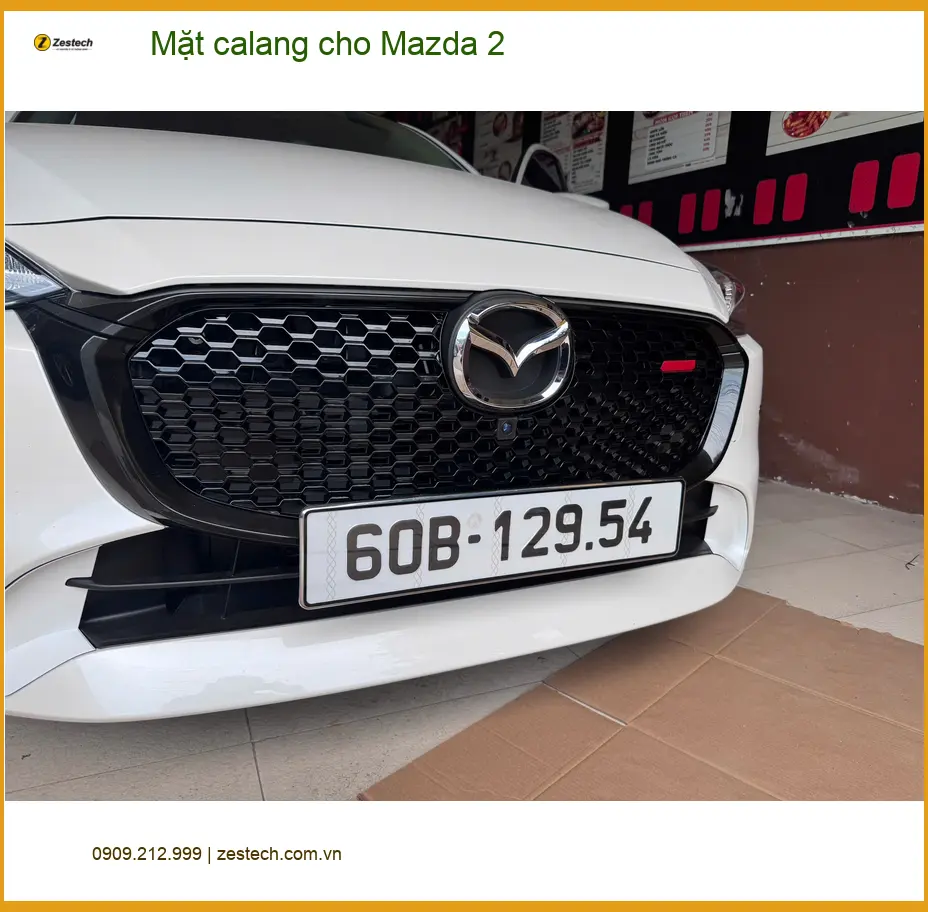 Chị Thảo Mazda 2 lắp mặt calang mới tại Quận Phú Nhuận để làm mới diện mạo xe ảnh thực tế 3