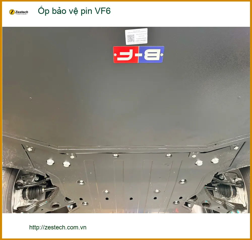 Chị Thảo Vy lắp ốp bảo vệ pin VF6 tại Quận 10 để bảo vệ tối ưu cho xe điện ảnh thực tế 5