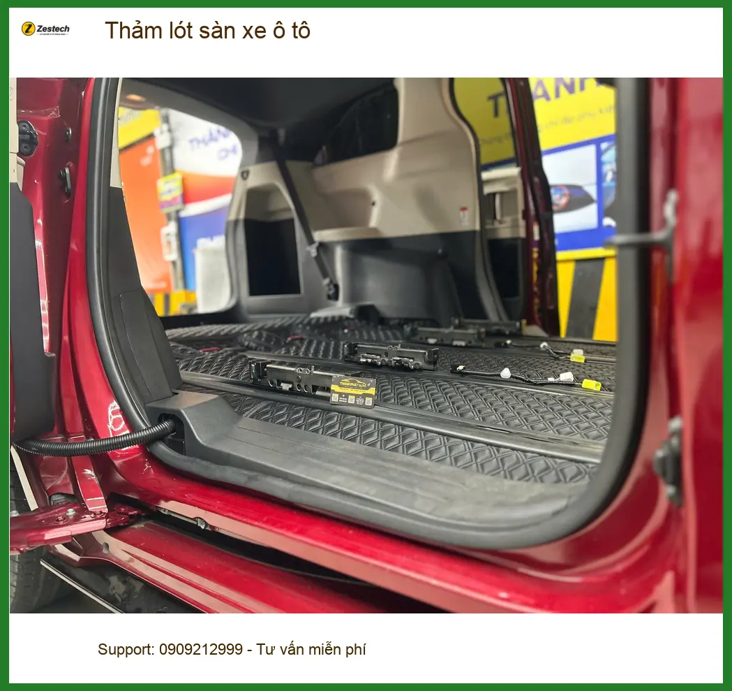 Anh Tấn thay thảm lót sàn xe ô tô Hyundai Accent tại Quận 10 để nội thất sạch hơn ảnh thực tế 2