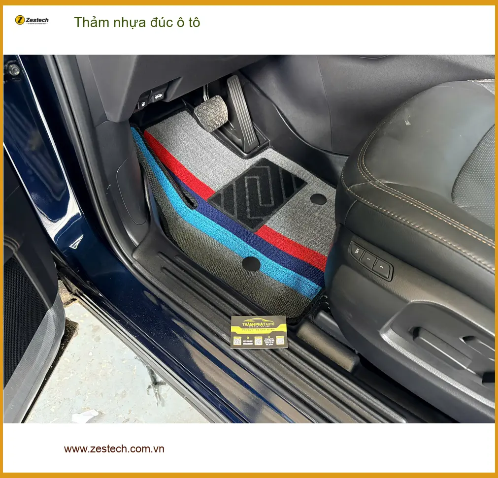 Chị Thanh lắp thảm nhựa đúc ô tô cho Hyundai Kona tại Quận 12 để giữ sạch sàn xe ảnh thực tế 3