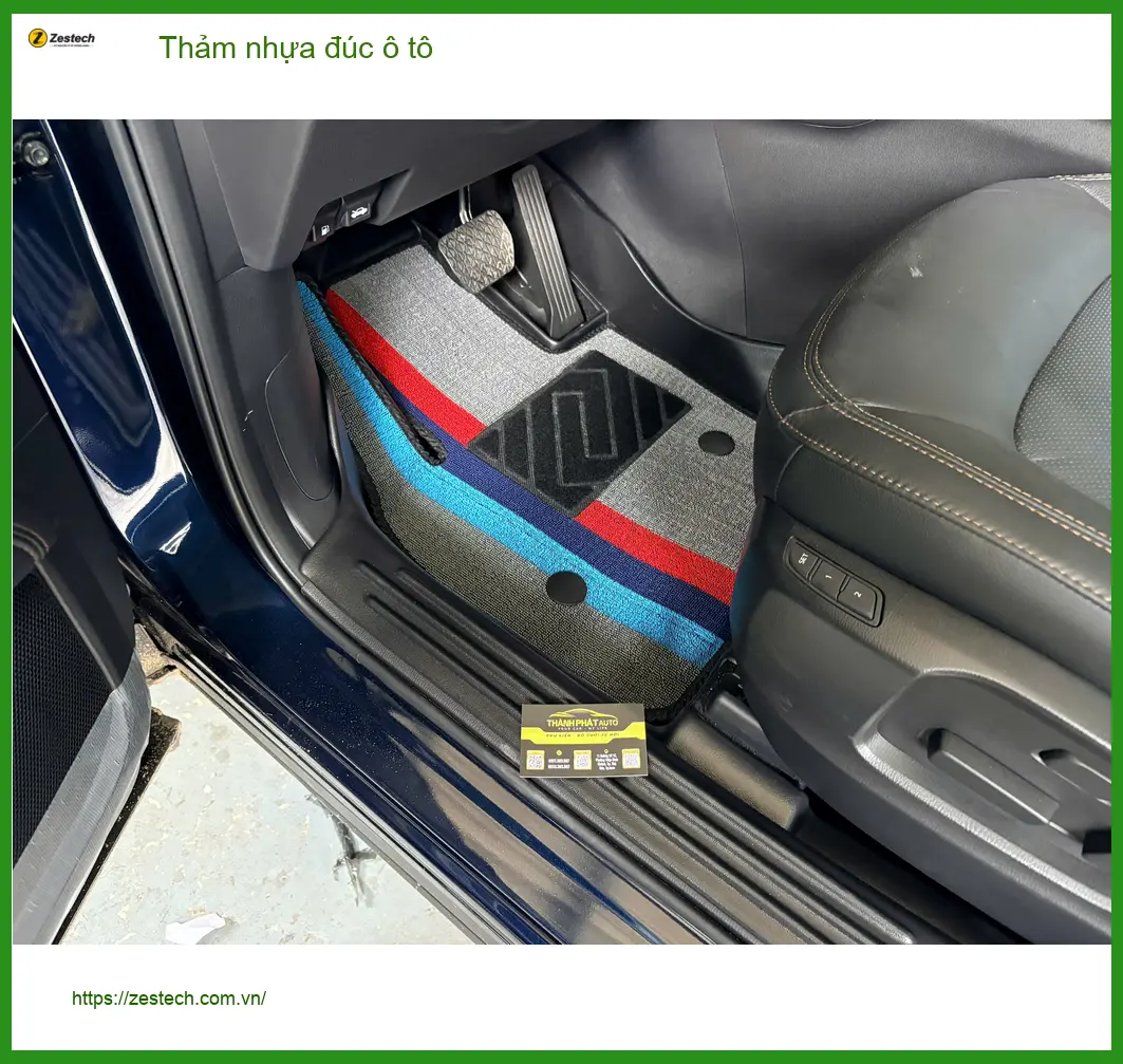 Anh Khang lắp thảm nhựa đúc ô tô cho Hyundai Accent tại Quận Thủ Đức để nội thất luôn sạch đẹp