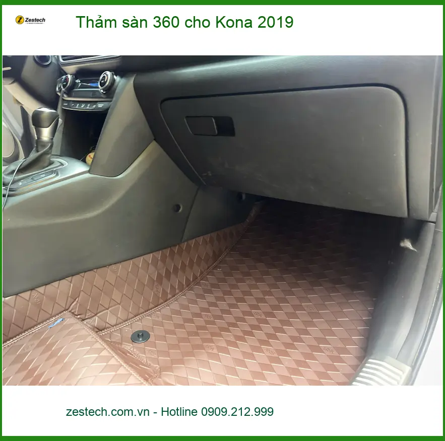 Cô Minh lắp thảm sàn 360 cho Kona 2019 Quận 7 để nội thất xe luôn sạch đẹp ảnh thực tế 3